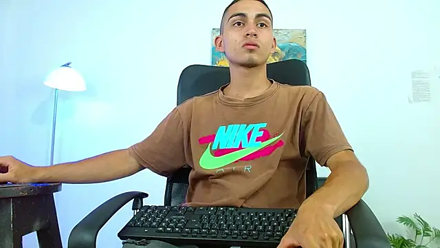 lucass_18 Webcam Show