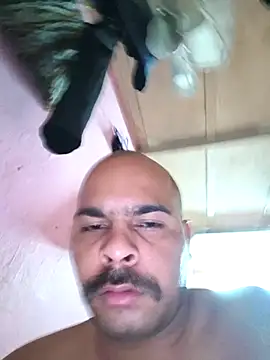 Chat XXX ao vivo de Vickyrajput009