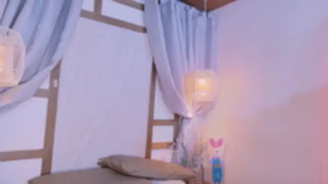 RenataLeclair's Live XXX Chat