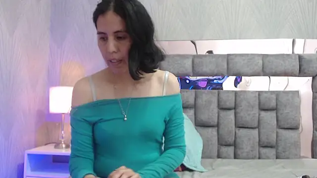 GiselaZivic's Live XXX Chat