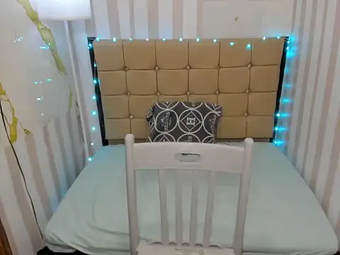 AsianHardCockTs Pertunjukan Webcam