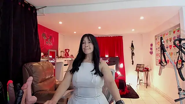 Sarah_teiku's Live XXX Chat