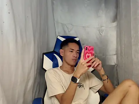 riks_tyler 在線直播表演