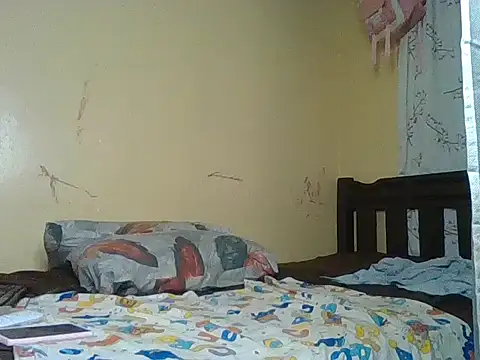 XXX chat uživo modela Pink_pussy_-