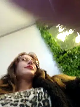 Show de webcam de Irresistible24