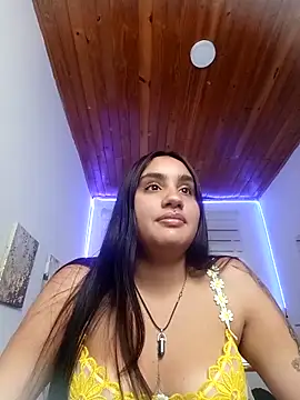 Caroline_rodriguez9: απευθείας συνομιλία ΧΧΧ