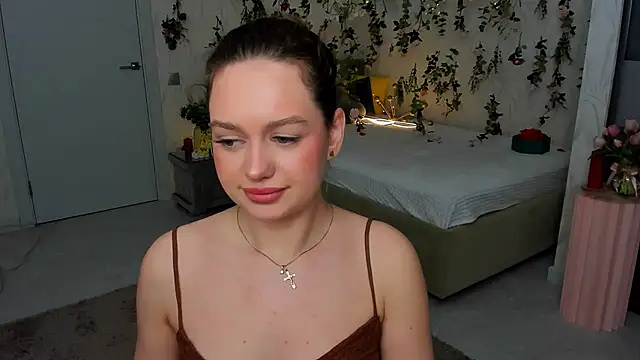 MiracleCurly 即時 XXX 聊天