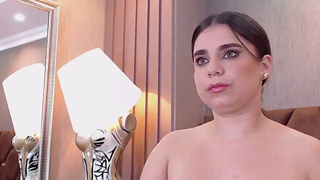 ThaniaJonesn Live XXX chat