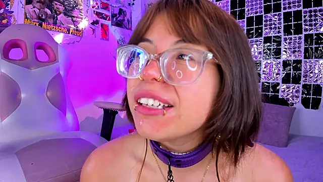 Živý XXX chat UchikyDoll