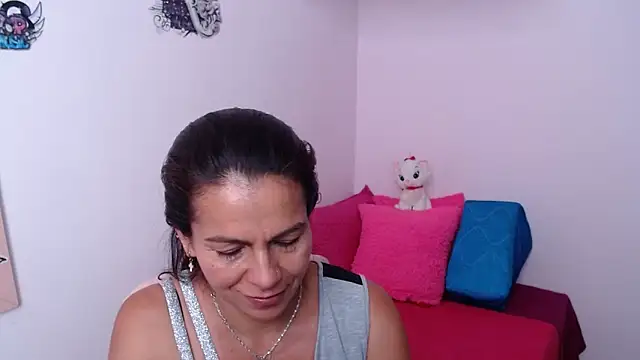 camilavargas_のライブXXXチャット