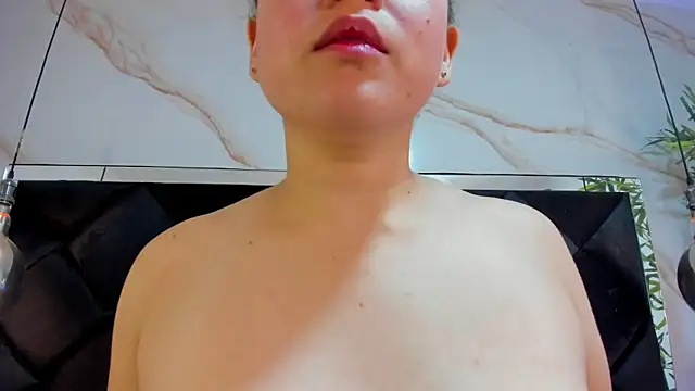 IrinaVoshh_ 即時 XXX 聊天