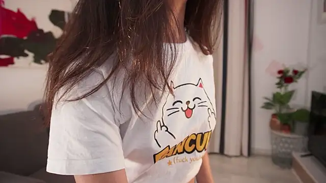 Raychell_Black Adlı Modelin Canlı XXX Sohbeti