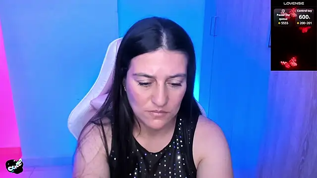 Chat XXX Live Saskyaa