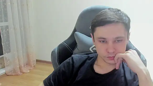 Alexmansuper Chat XXX live