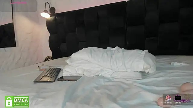 mia_torner_11_ Adlı Modelin Canlı XXX Sohbeti