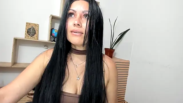 Chat +18 de Tania_mature ao vivo