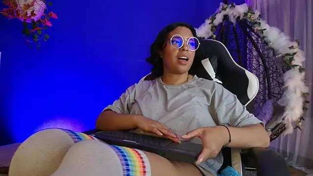 Chat +18 de Emmapark_ ao vivo