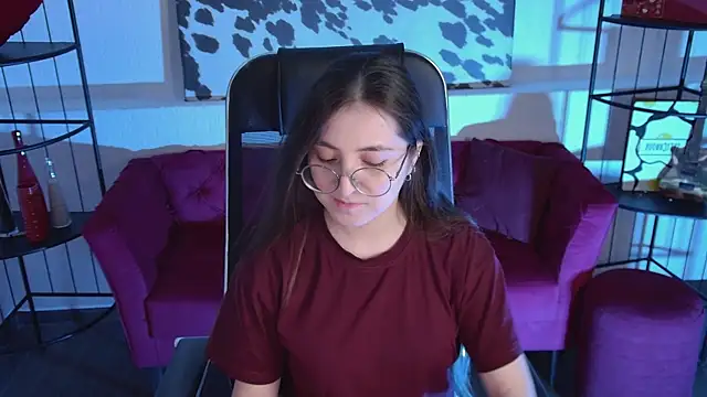 Chat +18 de VirtuallVoyant ao vivo