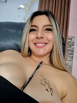 CelesteBlaze_ 即時 XXX 聊天