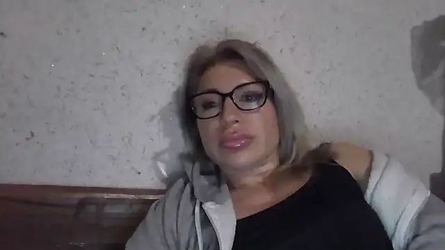 Chat +18 de fox_red_lady7 ao vivo