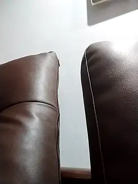 Moubie1 Live XXX-chat