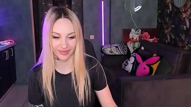 Онлайн чат XXX Blckmirrorr