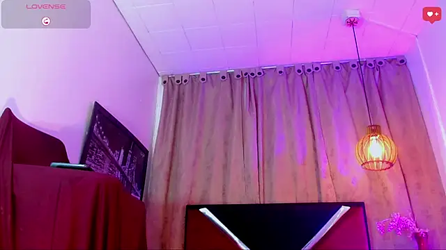 katha_Crawford Webcam show