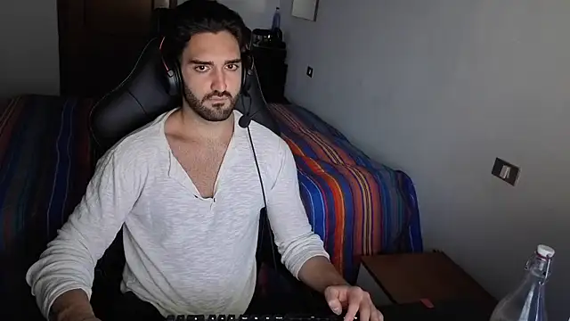 แชท XXX สดของ Al3xox02