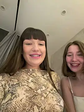 Pokazy przed kamerką – Sophie_Avory