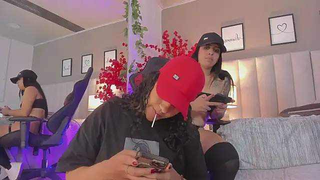 Živý XXX chat Kiara_Kismet_