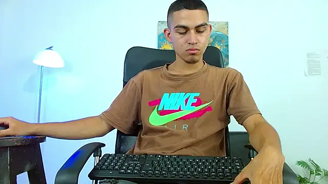 lucass_18 Webcamshow