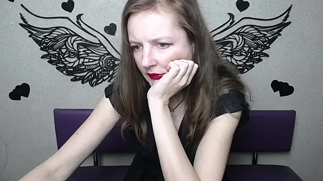 MeganPirs: онлайн-секс-чат