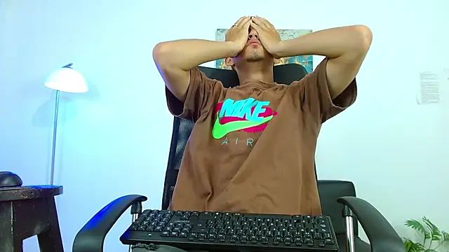 lucass_18 Webcam Show