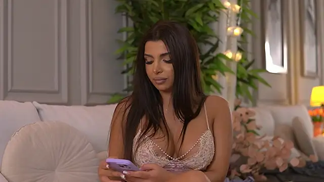 NicoleCellini Obrolan Langsung XXX