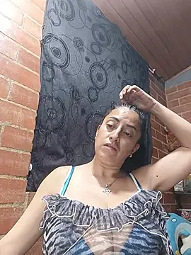 Alexandrina 라이브 XXX 채팅