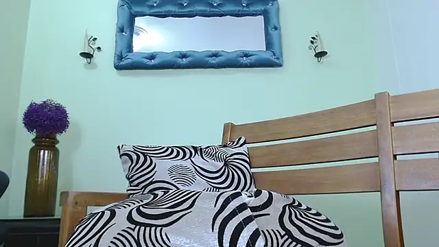 ChalonVera's Live XXX Chat