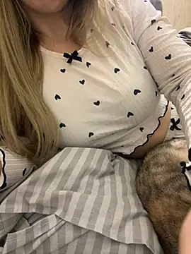 Živý XXX chat Majic_Maffin