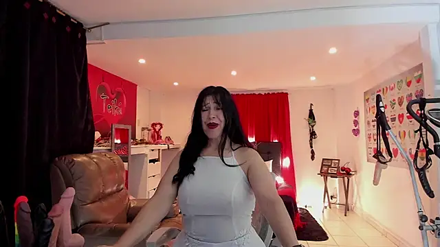 Sarah_teiku Chat XXX in diretta