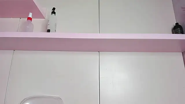 TaniaBellini Live XXX-Chat