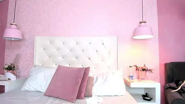 SilvanaFoxx 现场XXX聊天