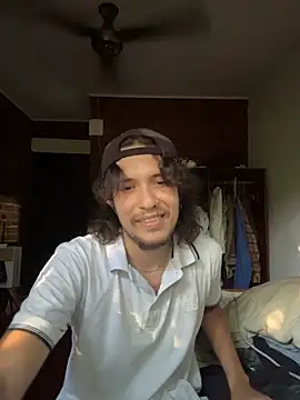 Luxx_14 Show in webcam