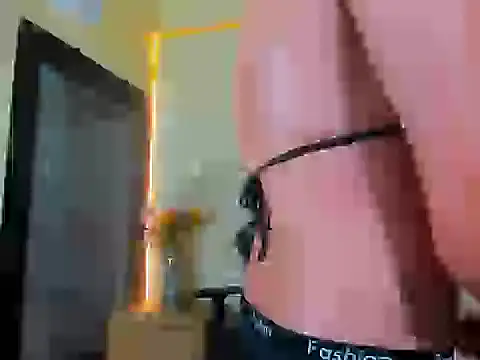 mia_Colliins' Webcam Show