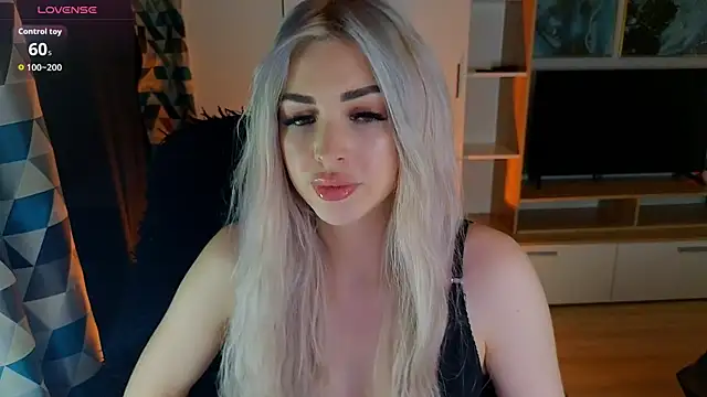 Chat XXX ao vivo de MilanaOmg