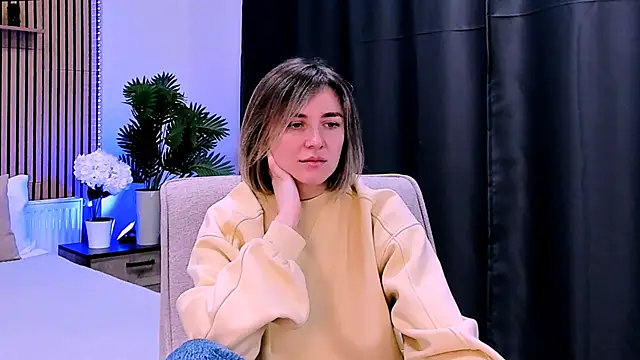 EmeraldGlow's Live XXX Chat