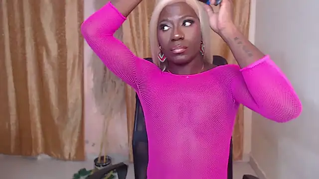 Show Webcam de Cherykathaleiya