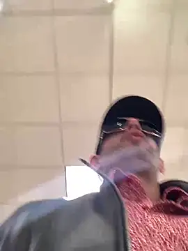 hailzeffn: απευθείας συνομιλία ΧΧΧ