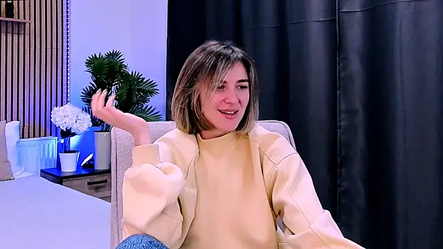 EmeraldGlow Adlı Modelin Canlı XXX Sohbeti