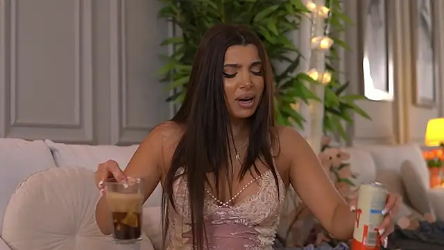 NicoleCellini Obrolan Langsung XXX