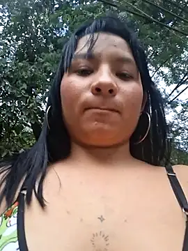 hot-mom22 – Live XXX-chat