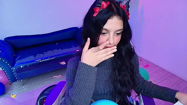 Chat +18 de Maddie_T18 ao vivo